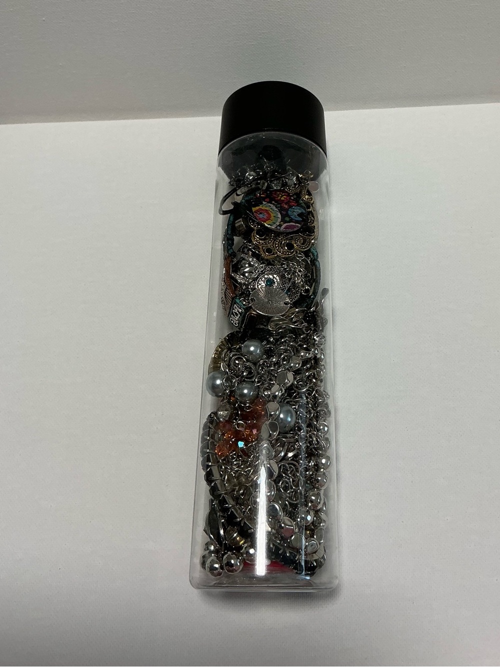Clear Jewelry Tube Filled with 25 Mixed Costume Jewelry Multicolor Items. - Picture 5 of 15